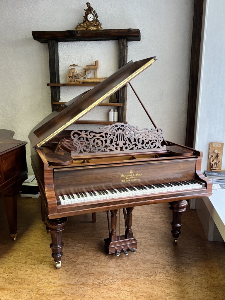 Piano Steinway Occasion -piano - Steinway A - piano occasion - piano Montreux - magasin piano
