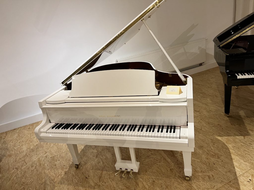 piano neuf Wilh.Steinberg p165 blanc